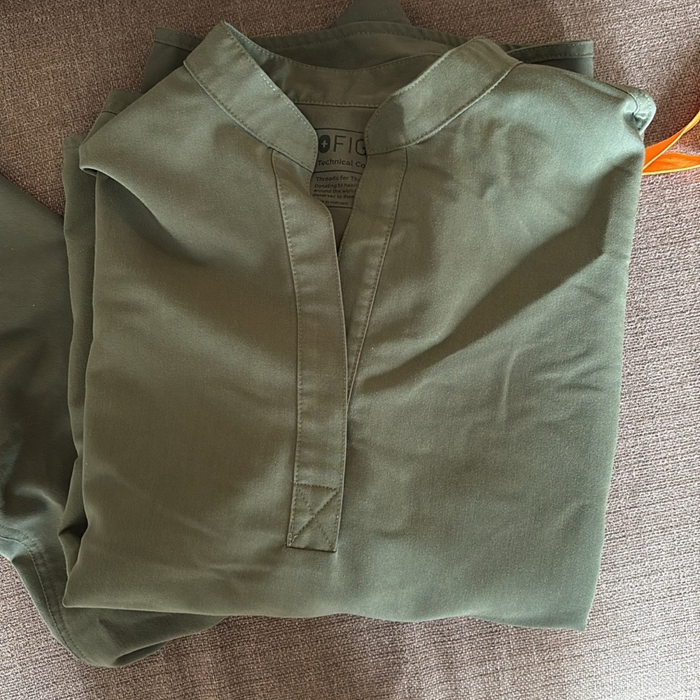figs olive green women’s scrub top